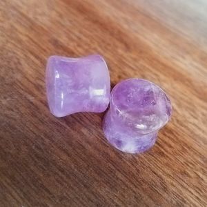 9/16" Raw Amethyst Stone Double Flared Plugs